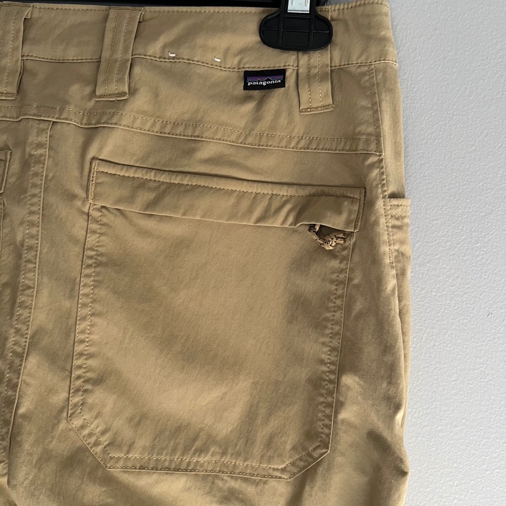 Patagonia Mens Lightweight Outdoor Hiking Tan Hiking Pants Size 28x29 Nylon Gorp - Picture 7 of 10